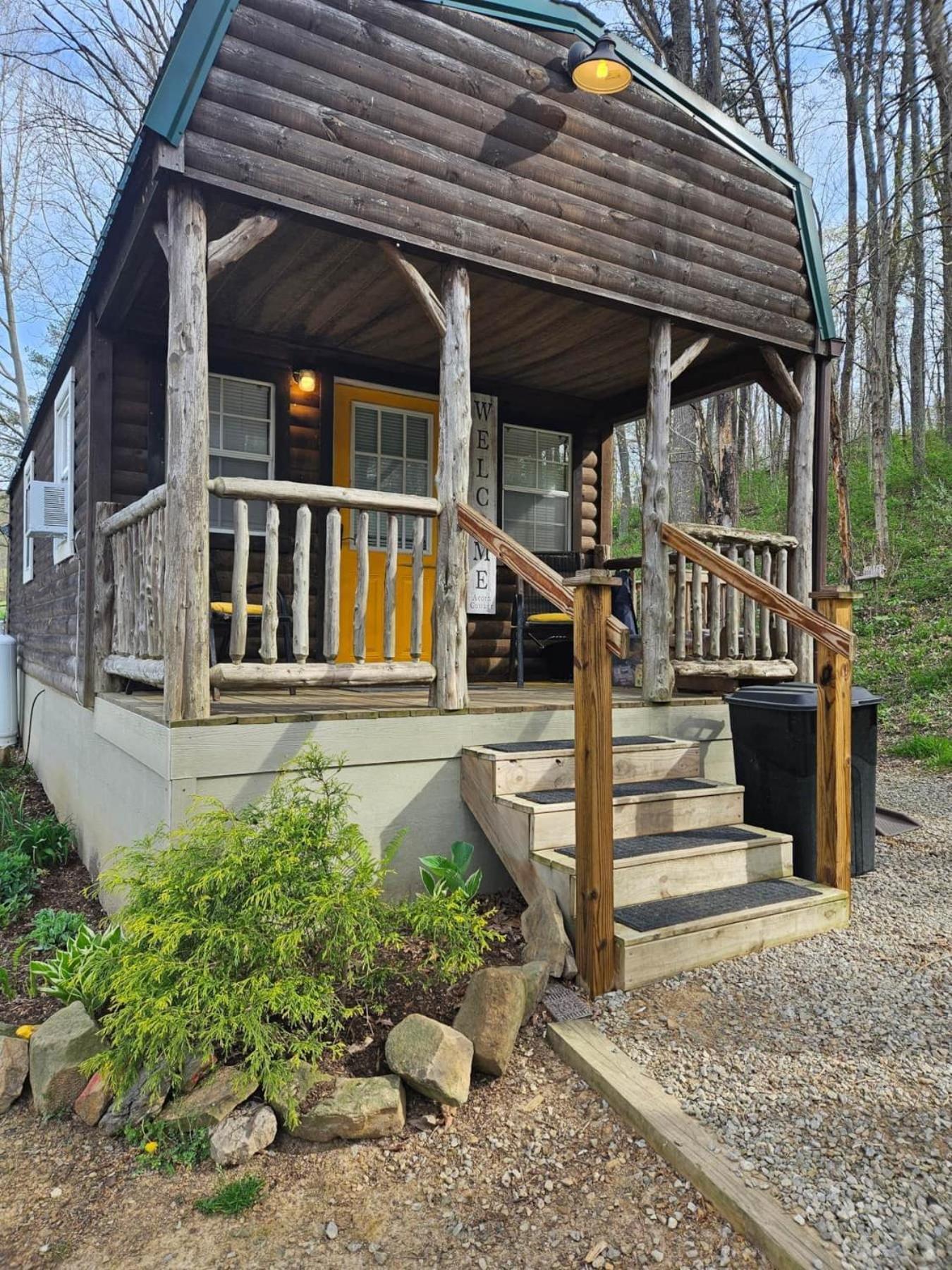 Acorn Cottage At Hocking Vacations Logan Esterno foto